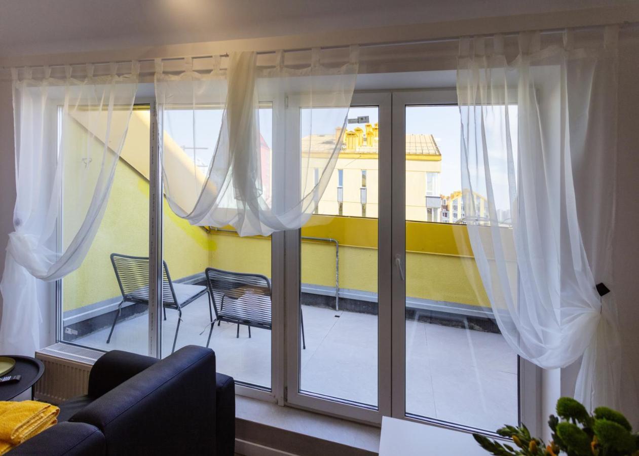 Comfort Town Kiev Bagian luar foto