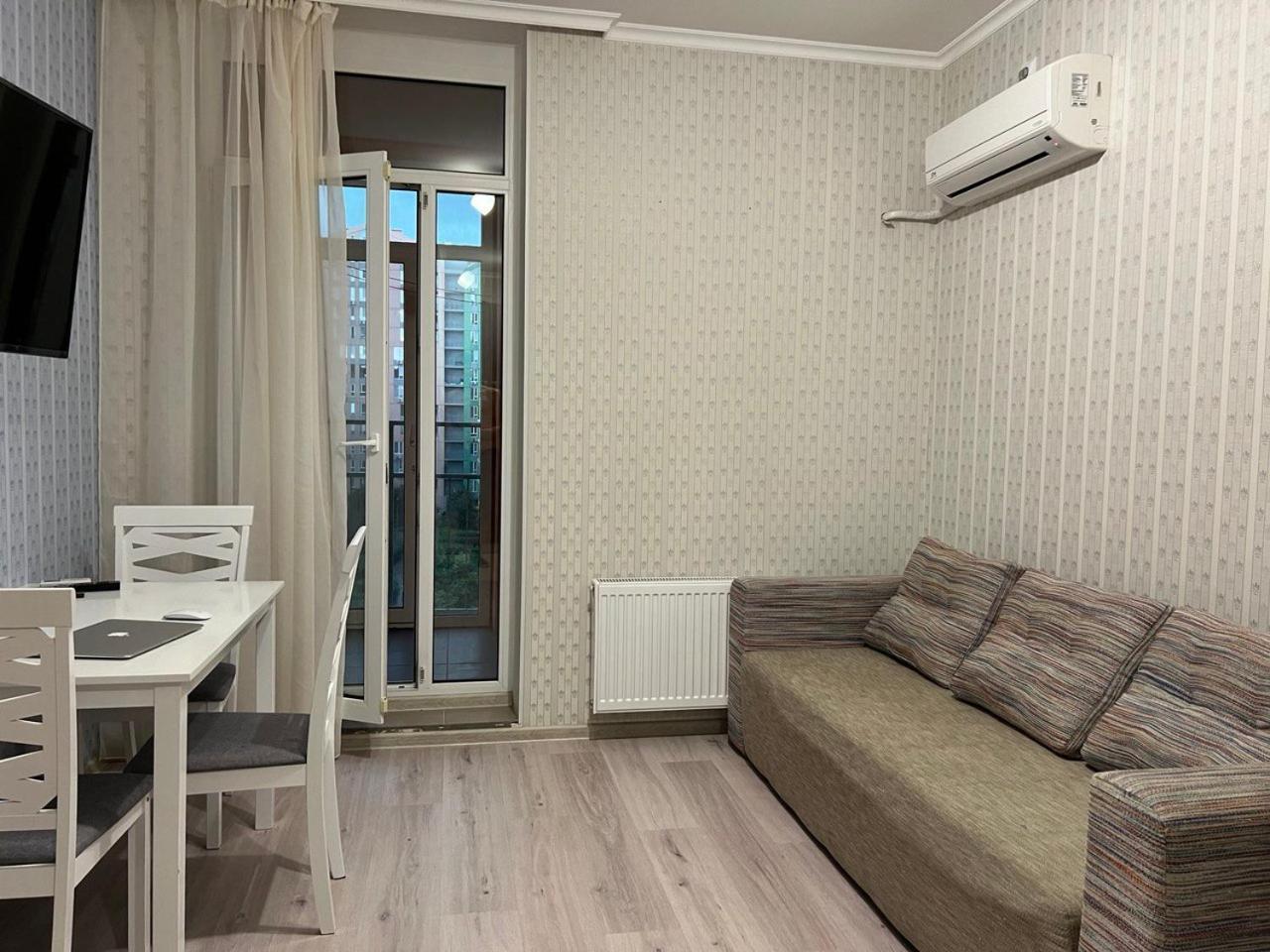 Comfort Town Kiev Bagian luar foto