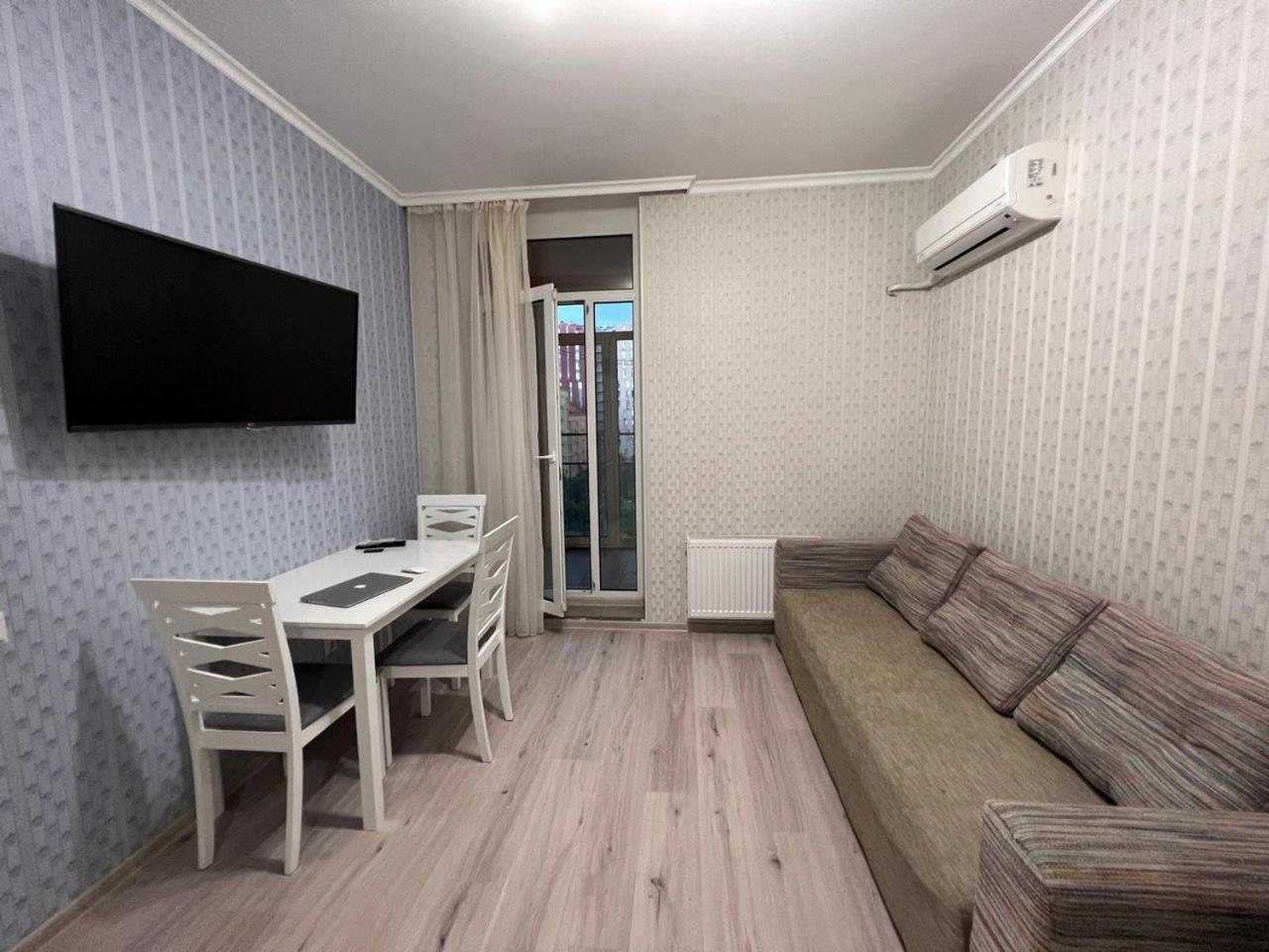 Comfort Town Kiev Bagian luar foto