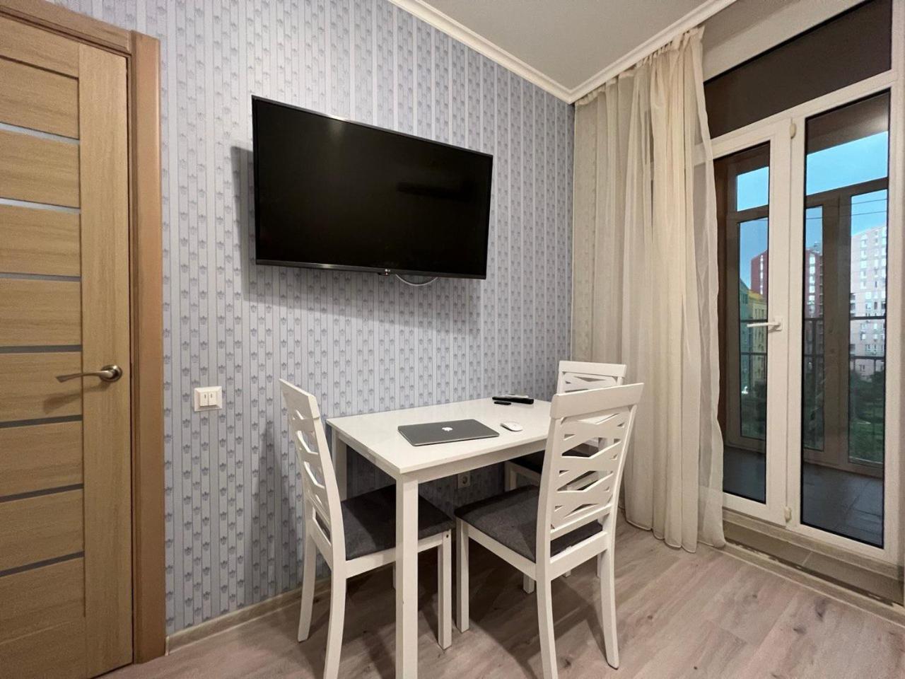 Comfort Town Kiev Bagian luar foto